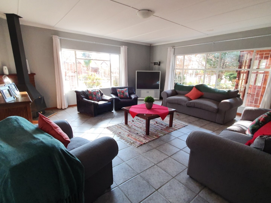 To Let 3 Bedroom Property for Rent in Panorama Free State